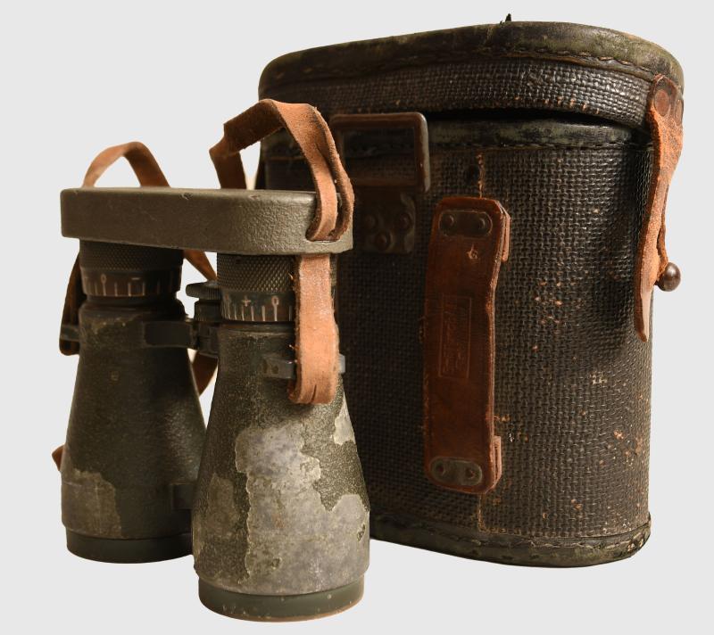 GERMAN WWI BINOCULARS IN ERSATZ CASE.