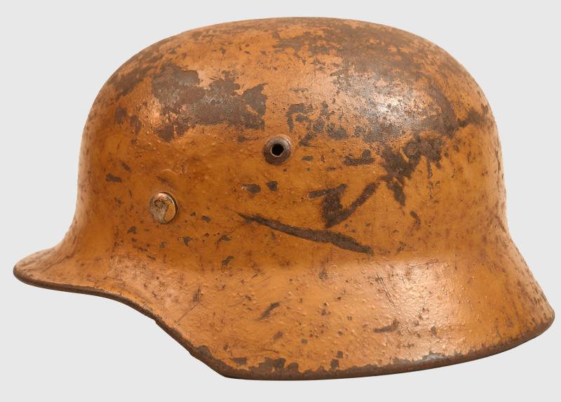 GERMAN WWII M35 LUFTWAFFE TROPICAL COMBAT HELMET.