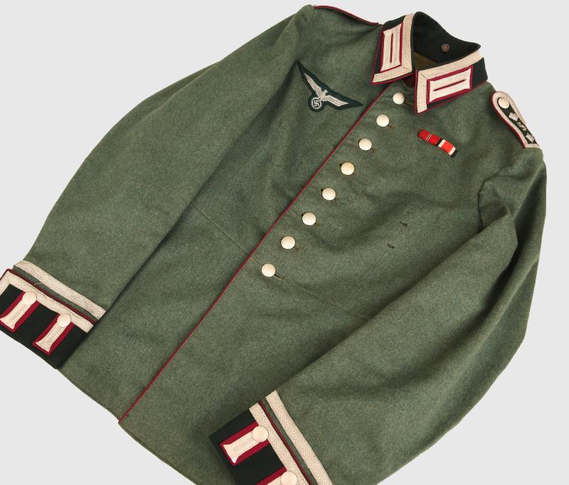 GERMAN WWII SMOKE TROOPS PARADE TUNIC.