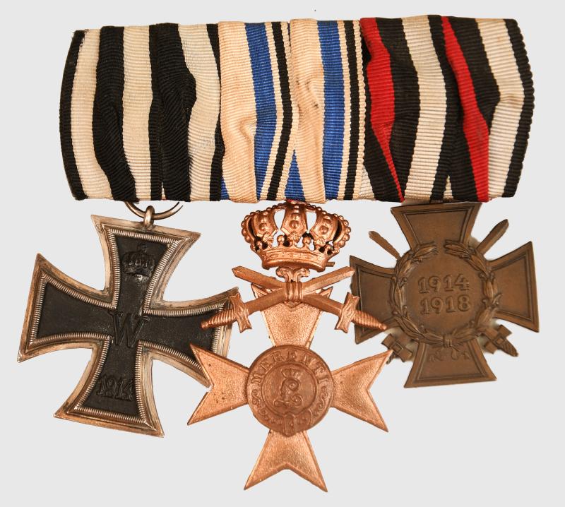 GERMAN WWI IRON CROSS 2ND CLASS MEDAL GROUP.