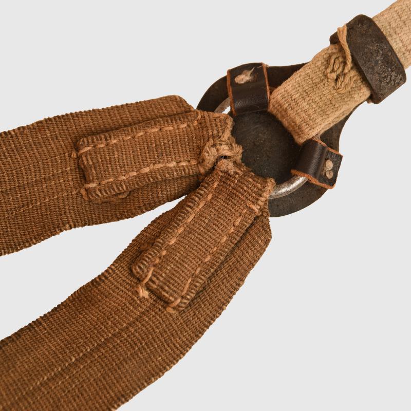 GERMAN WWII TROPICAL COMBAT Y STRAPS.