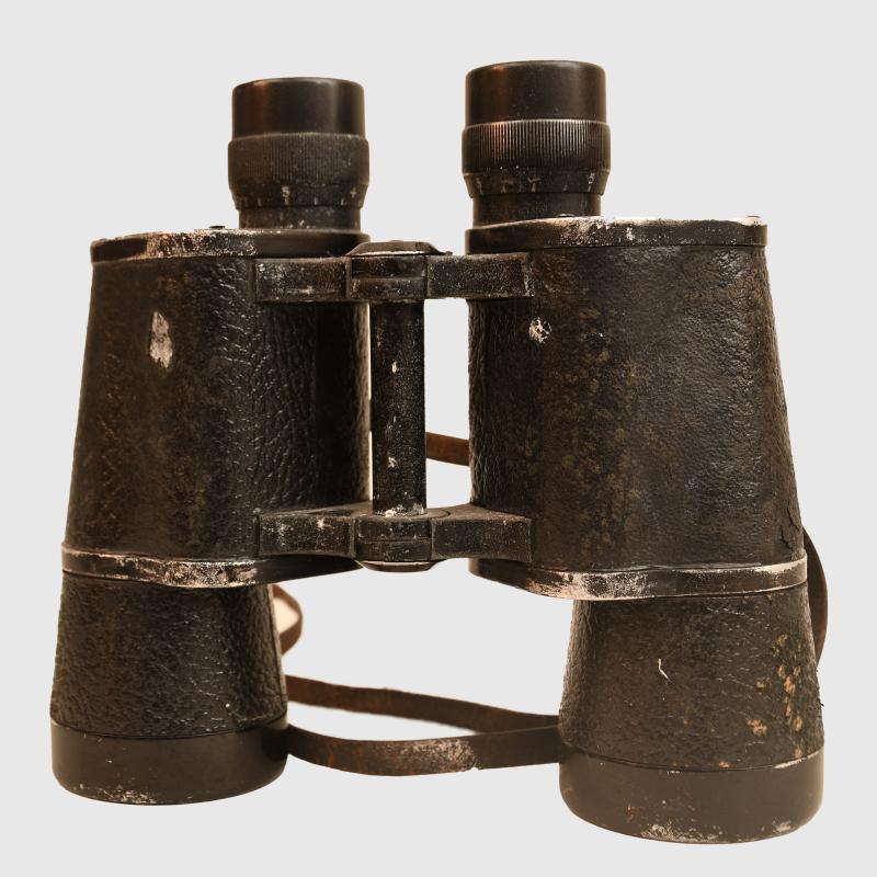 GERMAN WWII 7 X 50 DIENSTGLAS BINOCULARS.