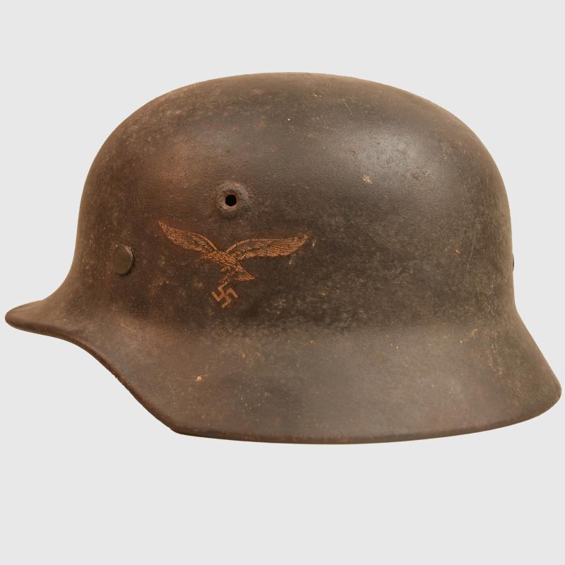 GERMAN WWII LUFTWAFFE M.40 HELMET.