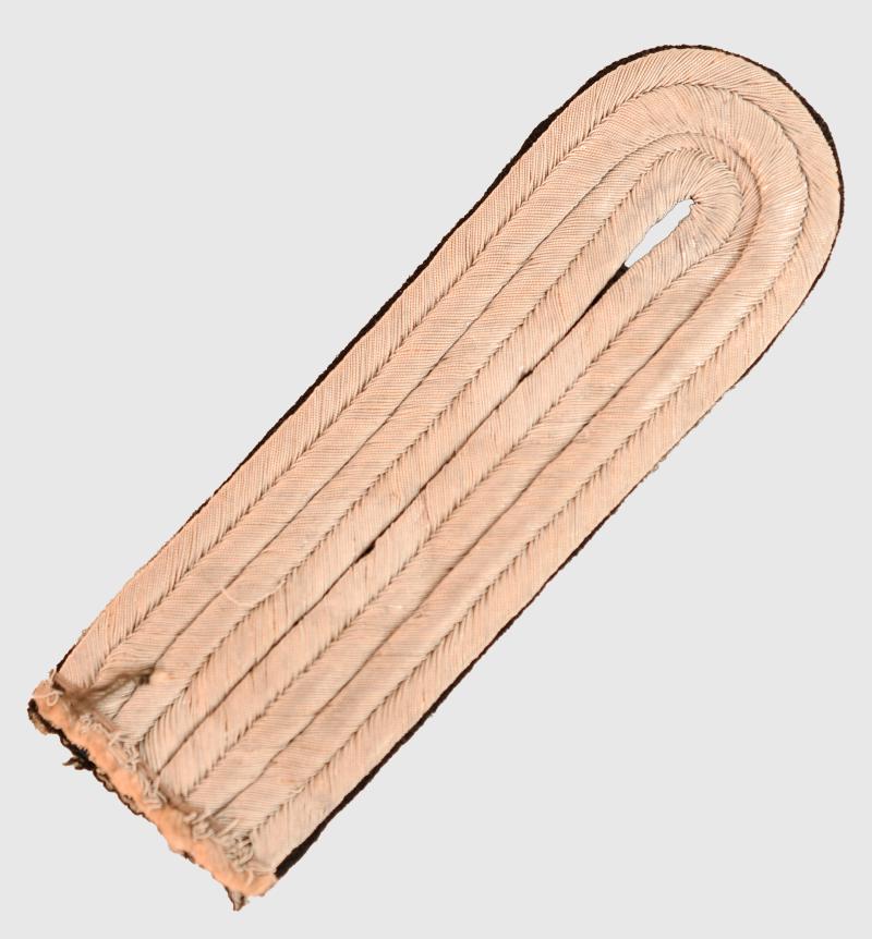 GERMAN WWII WAFFEN SS HAUPTSTURMFUHRER’S OF PIONEERS SHOULDER BOARD.
