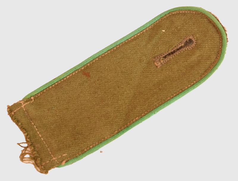 GERMAN WWII ARMY TROPICAL MOUNTAIN TROOPERS SHOULDER BOARD.
