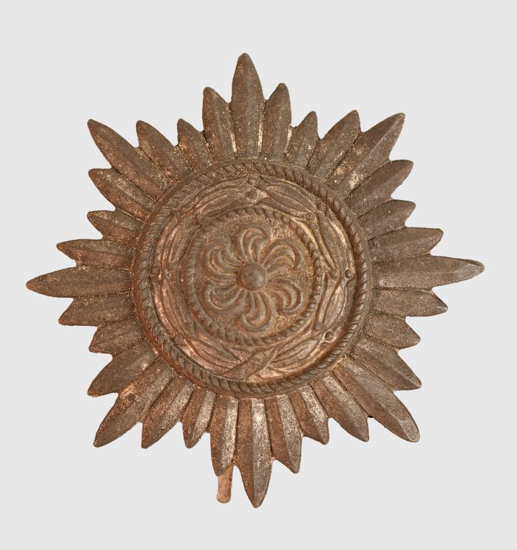 GERMAN WWII EASTERN PEOPLES WAR SERVICE STAR IN SILVER, 1ST CLASS.