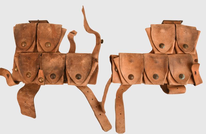 AUSTRALIAN WWI AMMUNITION POUCHES.