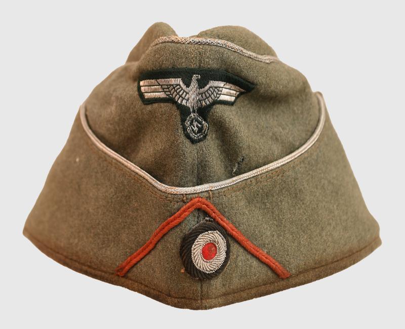 GERMAN WWII PANZER OFFICERS OVERSEAS CAP.