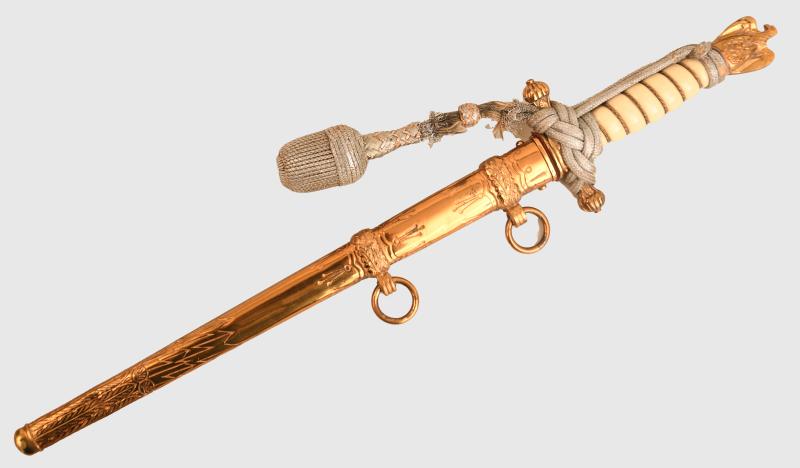 GERMAN WWII KRIEGSMARINE OFFICERS DAGGER.