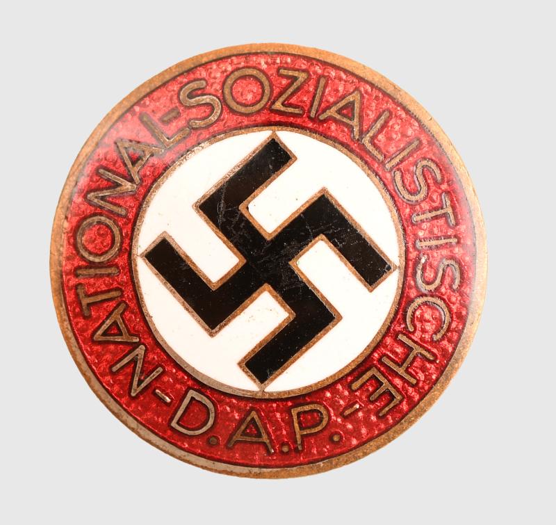 GERMAN WWII NSDAP MEMBERSHIP BADGE M1/ 85.