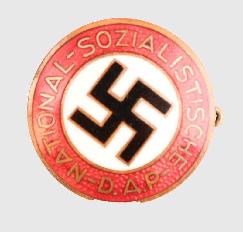 GERMAN WWII NSDAP MEMBERSHIP BADGE MARKED RZM 6.