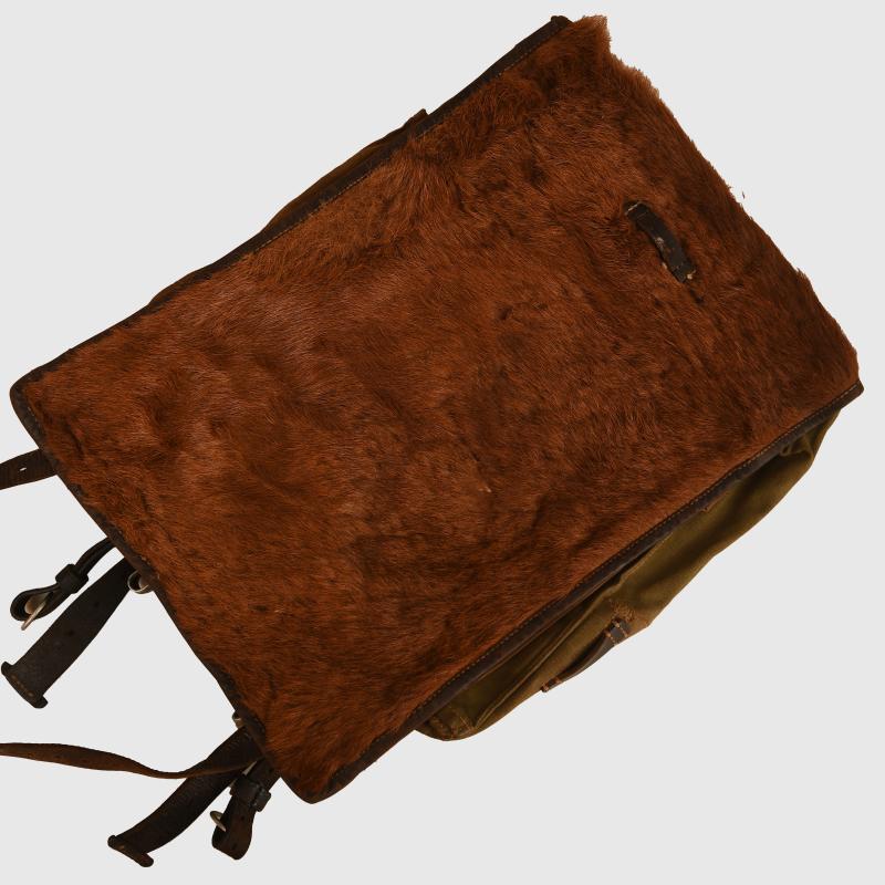 GERMAN WWII FUR BACK PACK, 39 DATED.