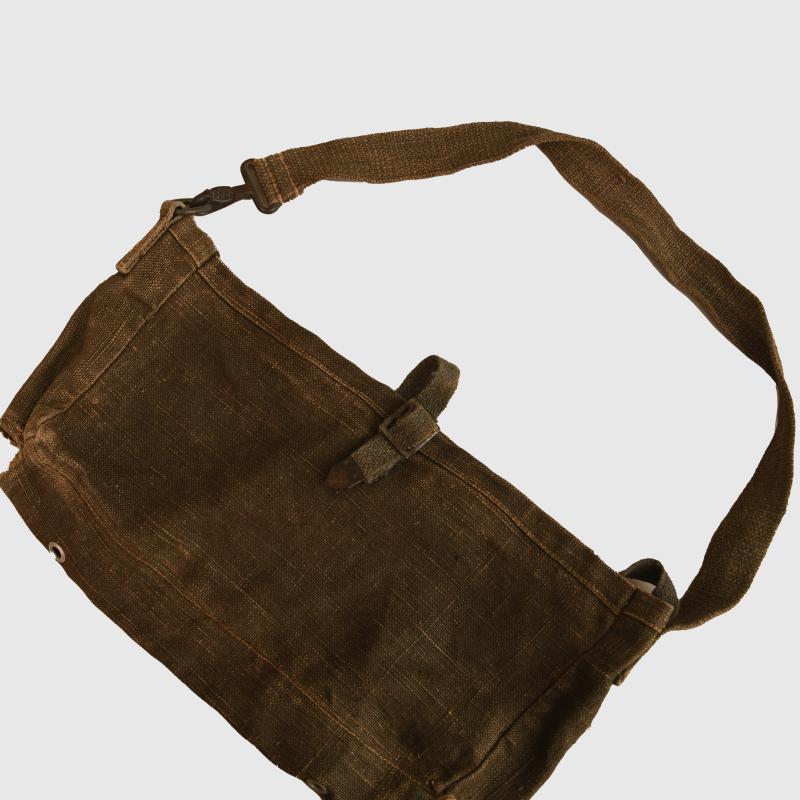 GERMAN WWII MG34/42 WEB CARRYING BAG.