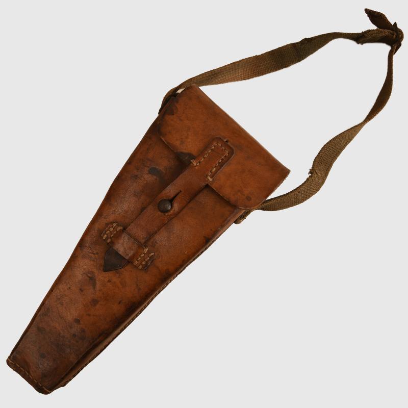 GERMAN WWII BROWN LEATHER GRENADE LAUNCHER POUCH.