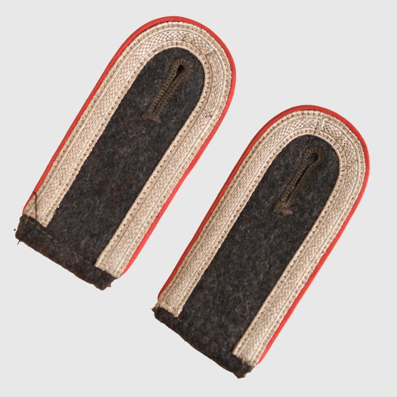 GERMAN WWII LUFTWAFFE AIRFIELD ENGINEER SHOULDER BOARDS.