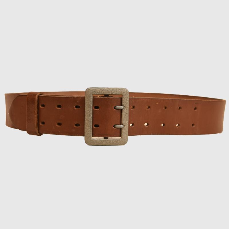 GERMAN WWII LUFTWAFFE OR ARMY BROWN LEATHER WAISTBELT.
