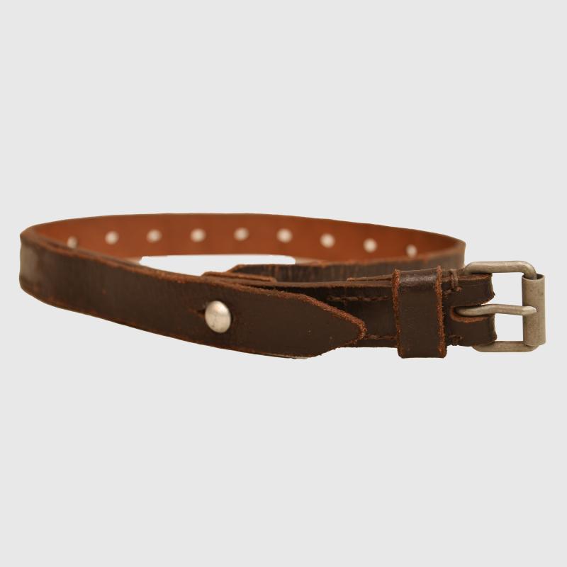 GERMAN WWII LUFTWAFFE MARKED WATER BOTTLE STRAP. DATED 37.