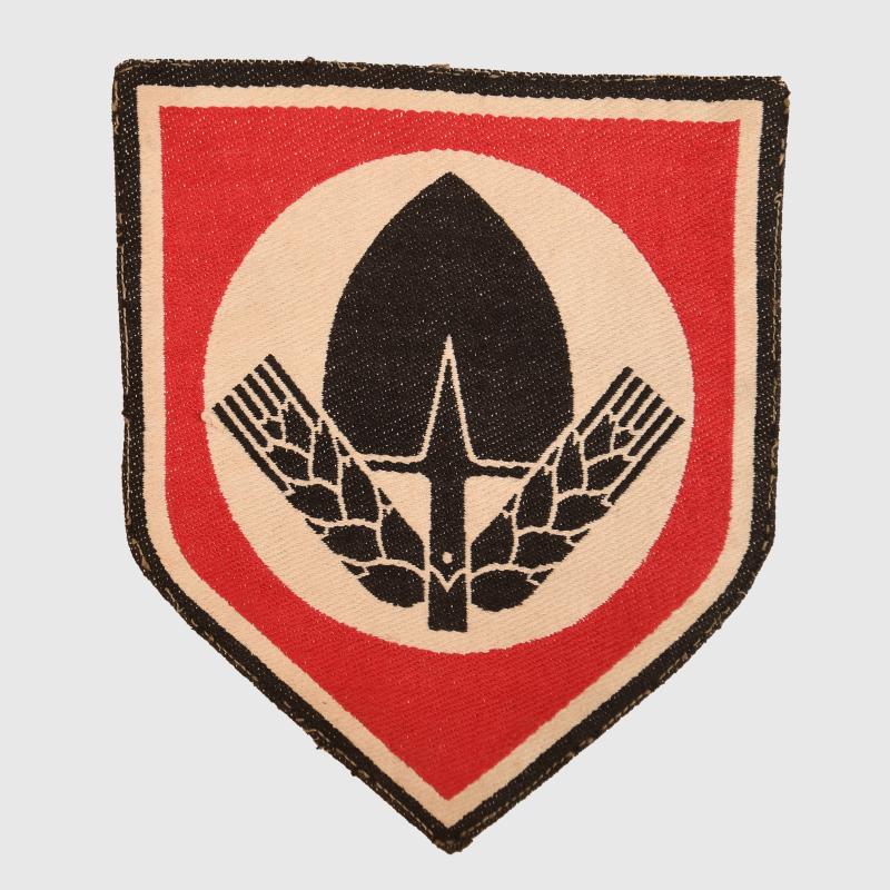 GERMAN WWII RAD SPORTS VEST EMBLEM.