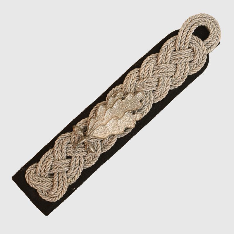 GERMAN WWII NSKK KORPSFUHRER SINGLE SHOULDER BOARD.