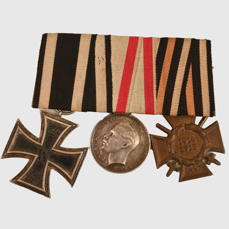 GERMAN WWI TRIO MEDAL GROUP.
