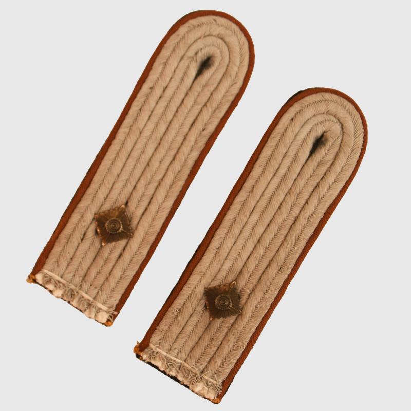 GERMAN WWII WAFFEN SS CONCENTRATION CAMP OFFICERS SHOULDER BOARDS.
