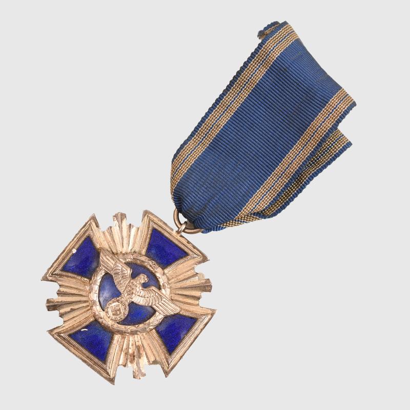 GERMAN WWII NSDAP 15 YEAR LONG SERVICE AWARD.