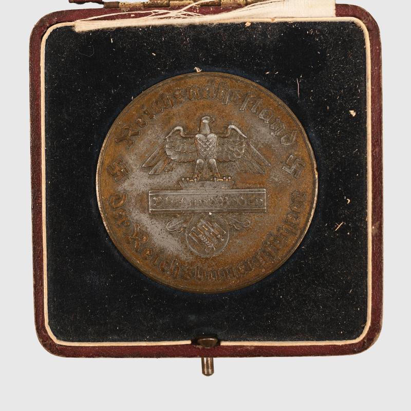 GERMAN WWII REICH AGRICULTURAL ASSOCIATION MEDALLION.