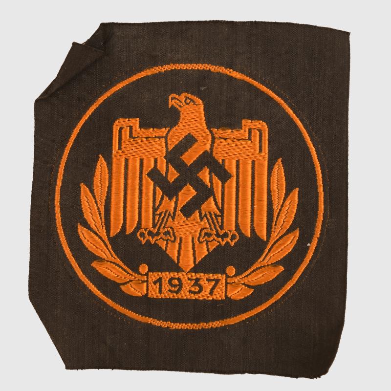 GERMAN WWII NATIONAL SPORTS AWARD BREAST EAGLE.