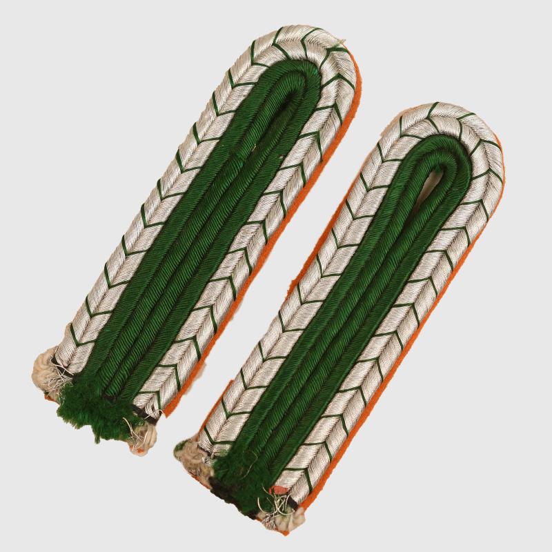 GERMAN WWII  POLICE SHOULDER BOARDS.