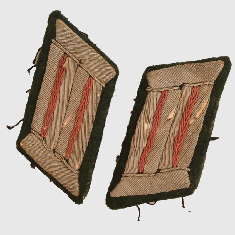 GERMAN WWII ARMY PANZER OFFICERS COLLAR PATCHES.