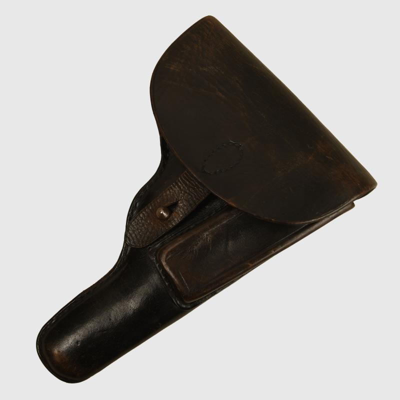 GERMAN WWII HOLSTER FOR THE 9MM SPANISH ASTRA M.600 SEMI AUTOMATIC PISTOL.