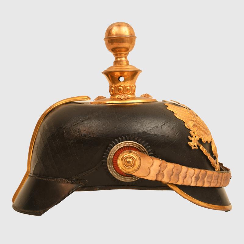GERMAN WWI OFFICERS PICKLEHAUBE OF THE 8TH FOOT ARTILLERY REGIMENT.