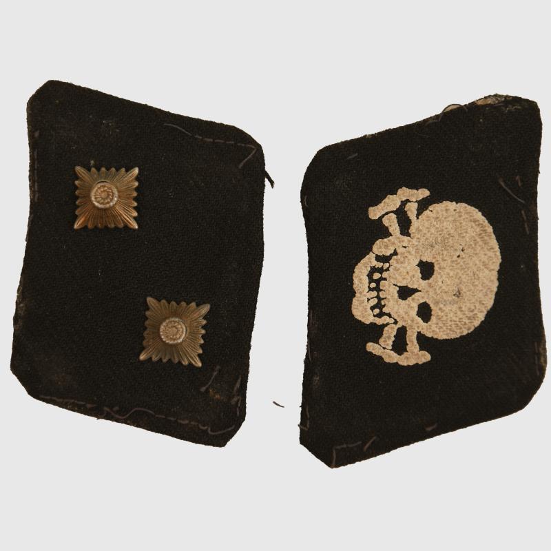 GERMAN WWII SS TOTENKOPF COLLAR PATCHES.