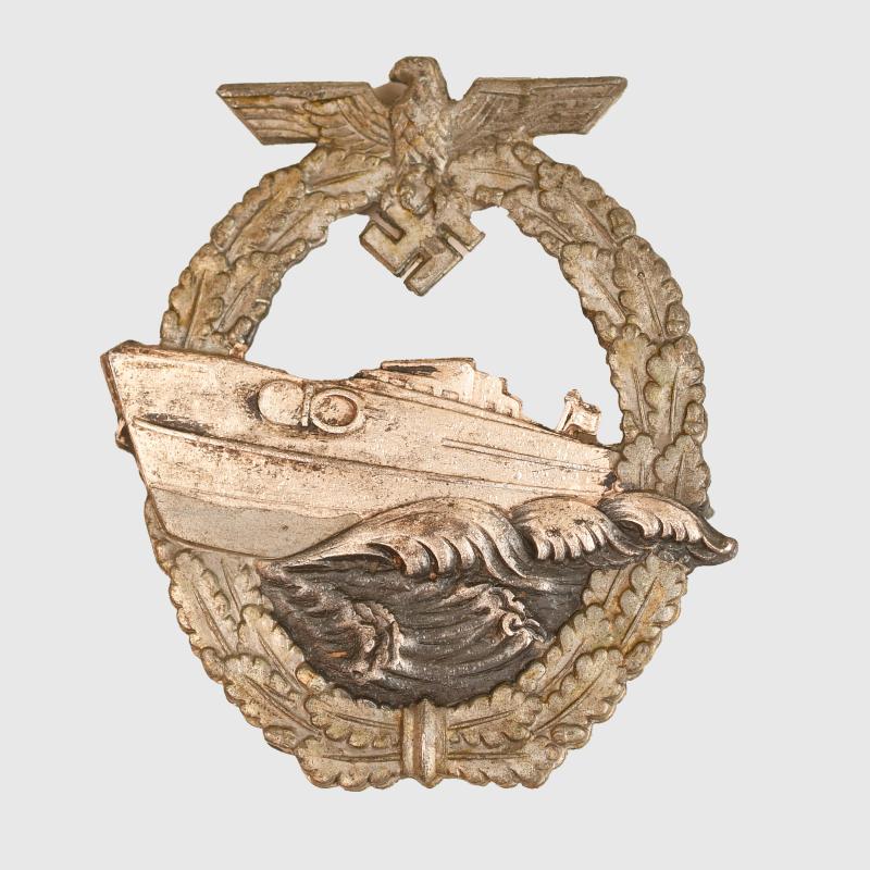GERMAN WWII KRIEGSMARINE  2ND PATTERN  E BOAT BADGE.