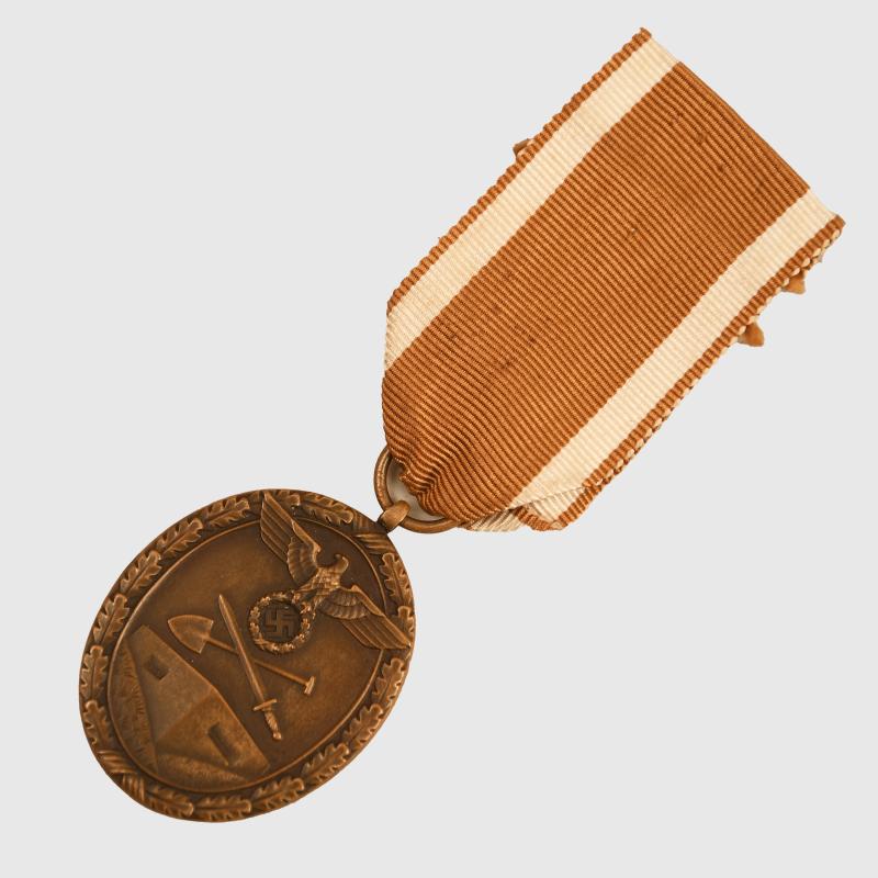 GERMAN WWII WEST WALL MEDAL.