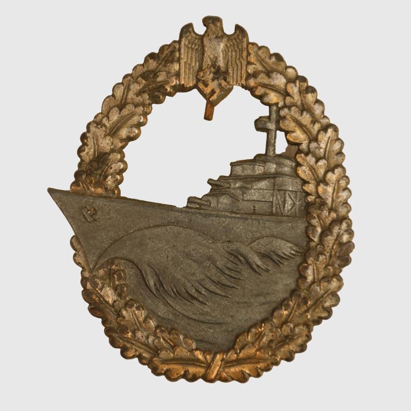 GERMAN WWII KRIEGSMARINE DESTROYER BADGE.