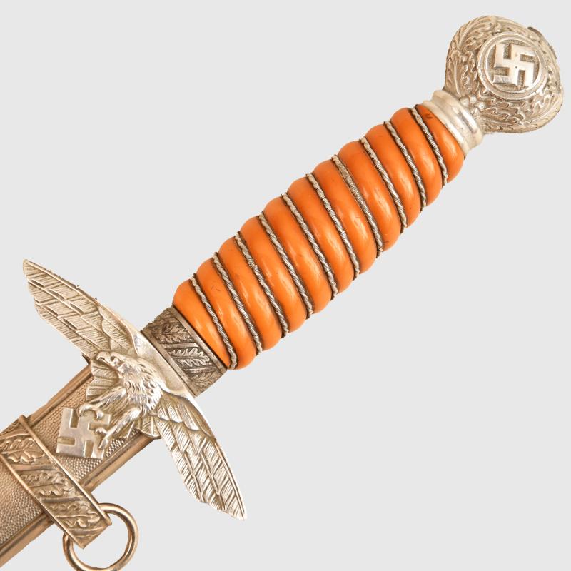 GERMAN WWII  LUFTWAFFE SECOND PATTERN OFFICERS DAGGER.