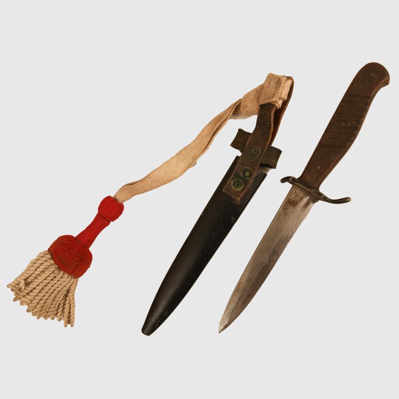 GERMAN WWI TRENCH KNIFE.