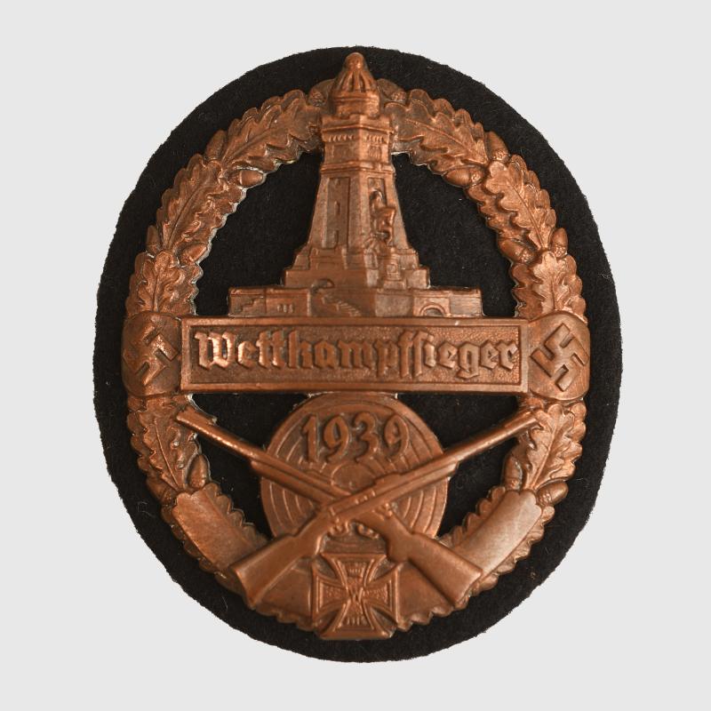 GERMAN WWII VETERANS KYFFERHAUSERBUND 1939 ARM SHIELD.