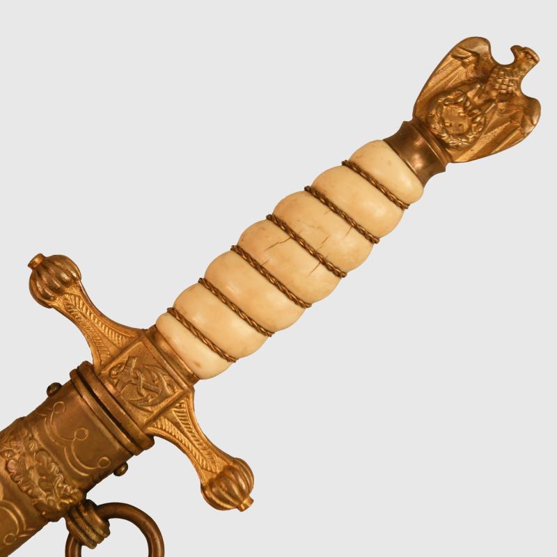 GERMAN WWII KRIEGSMARINE OFFICERS DAGGER.