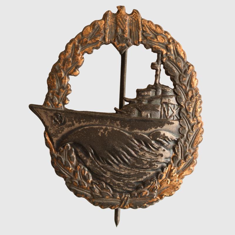 GERMAN WWII KRIEGSMARINE DESTROYER BADGE.