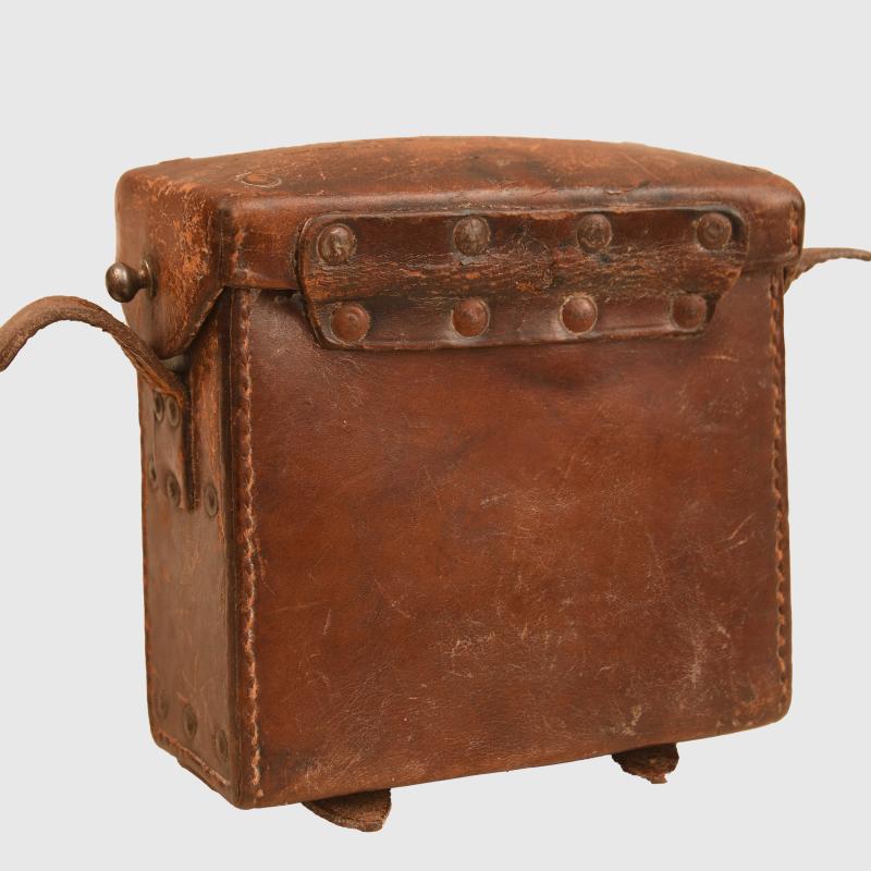 GERMAN WWI PATTERN 08 BINOCULARS CASED AND UNIT MARKED.