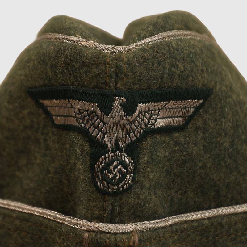 GERMAN WWII ARMY PANZER OFFICERS OVERSEAS CAP.