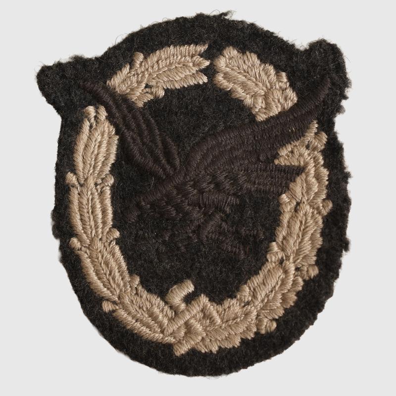 GERMAN WWII WIRELESS OPERATOR BADGE IN CLOTH.