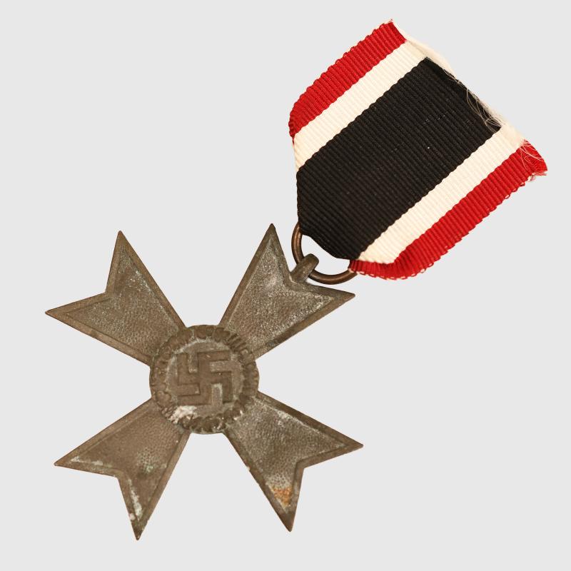 GERMAN WWII WAR SERVICE CROSS WITHOUT SWORDS.