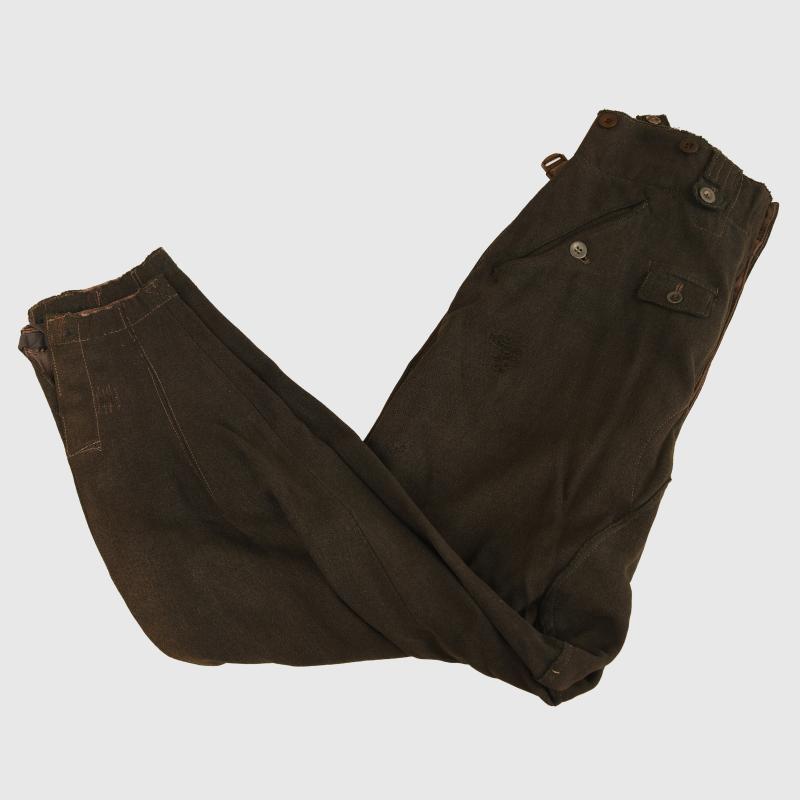 GERMAN WWII M.43 COMBAT TROUSERS.