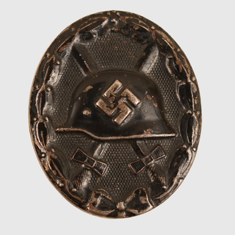 GERMAN WWII WOUND BADGE IN BLACK.