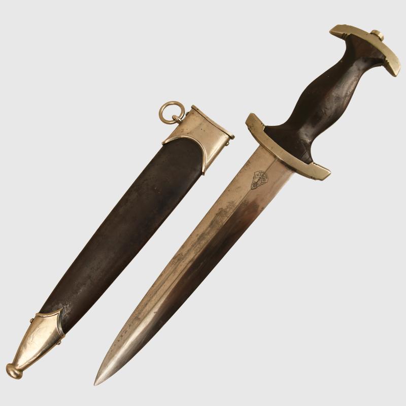 GERMAN WWII MODEL 33 SS MANS DAGGER.