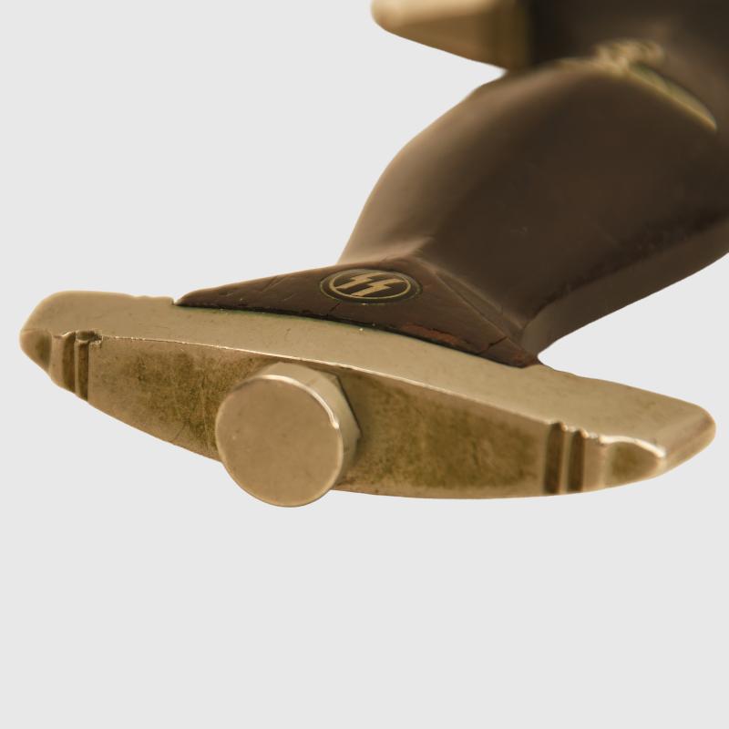 GERMAN WWII MODEL 33 SS MANS DAGGER.
