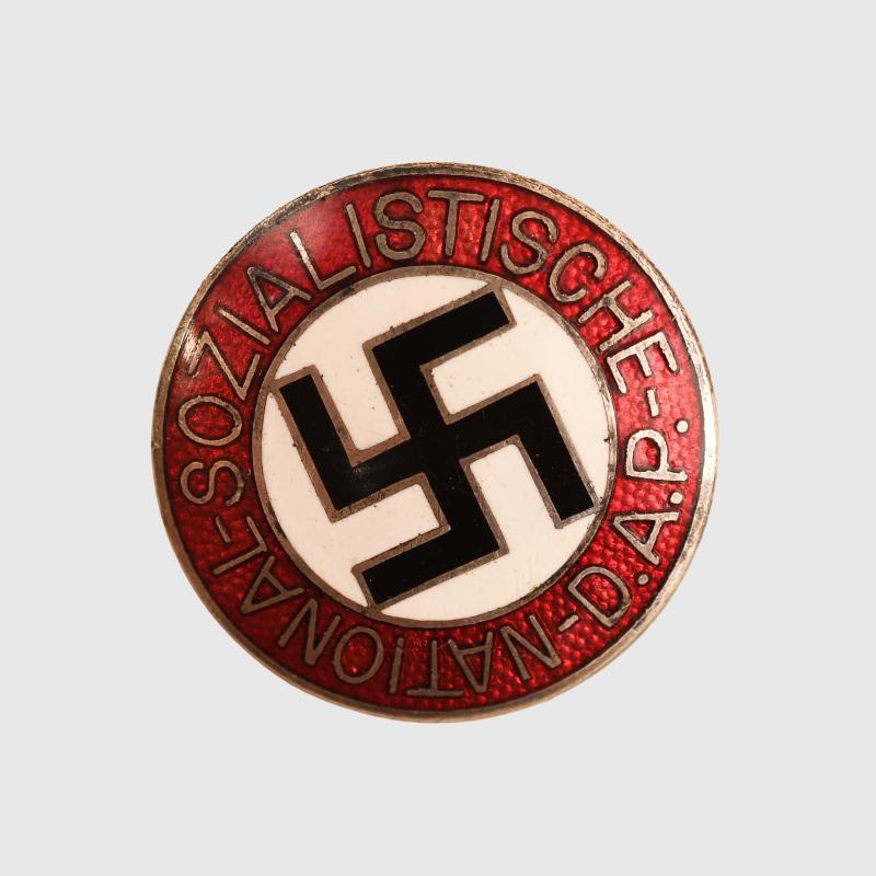 GERMAN WWII NSDAP PARTY BADGE RZ M1/14.